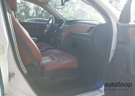 2015 Chevrolet Traverse 2Lt z USA, uszkodzony, nr VIN 1GNKRHKD2FJ283850